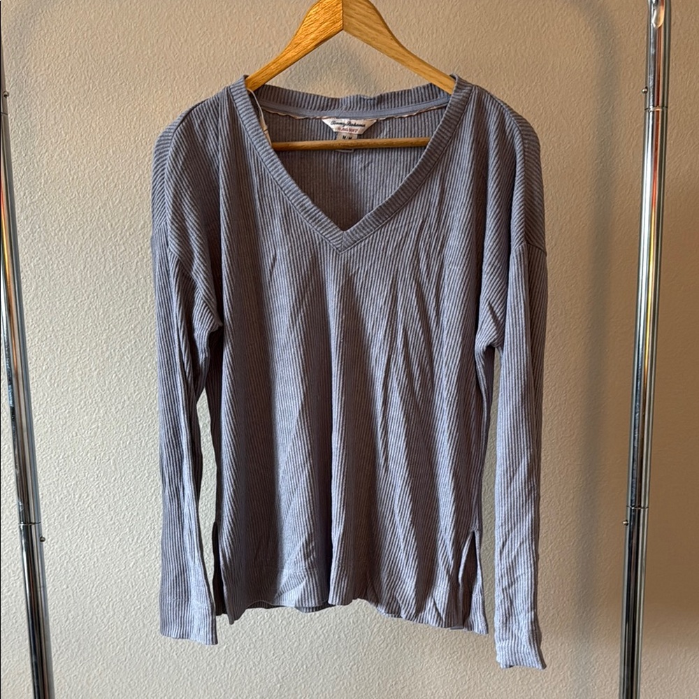 Gray V-Neck Ribbed Women's Top